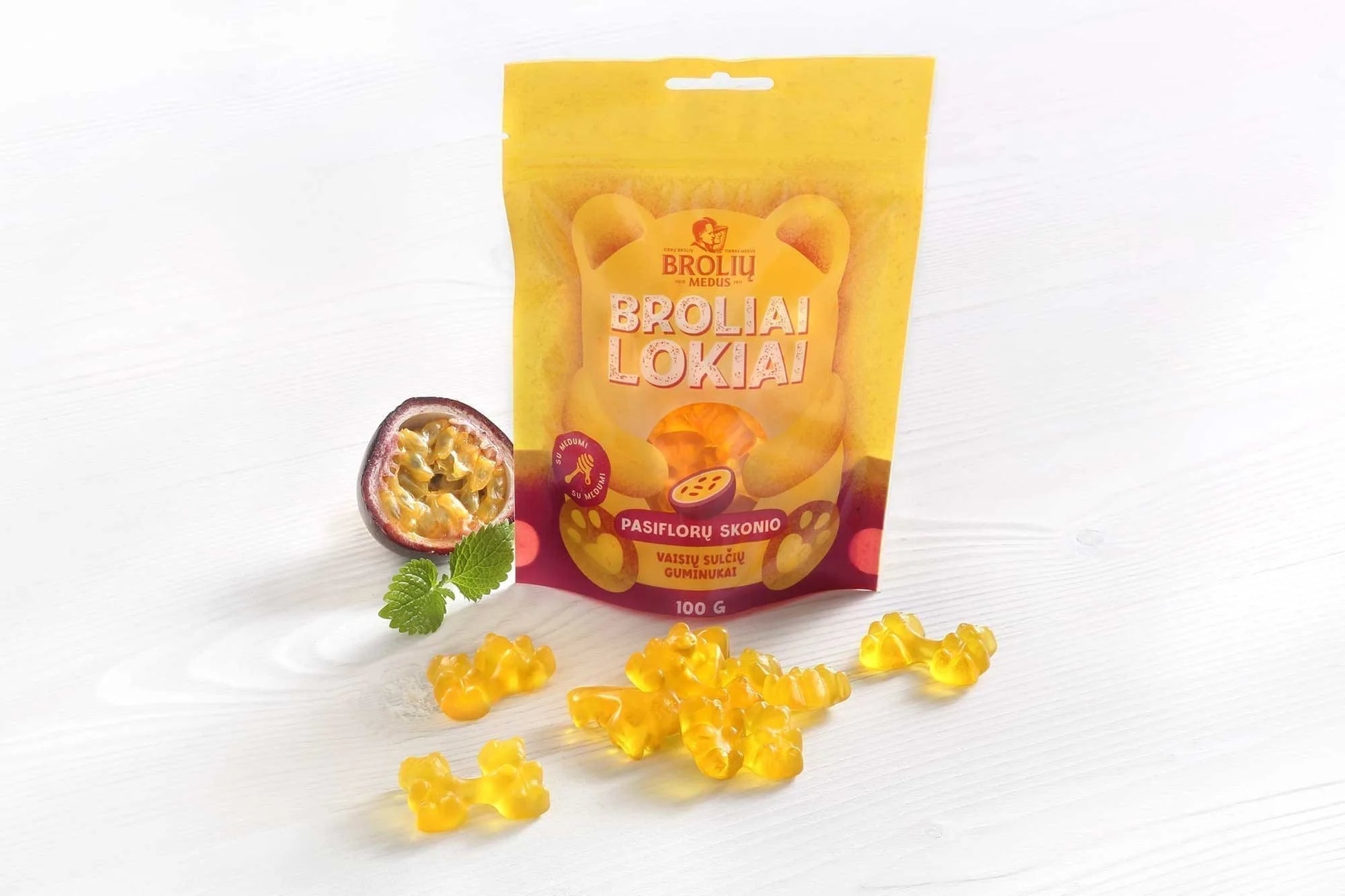 Pasiflorų skonio guminukai „Broliai lokiai“ 100g