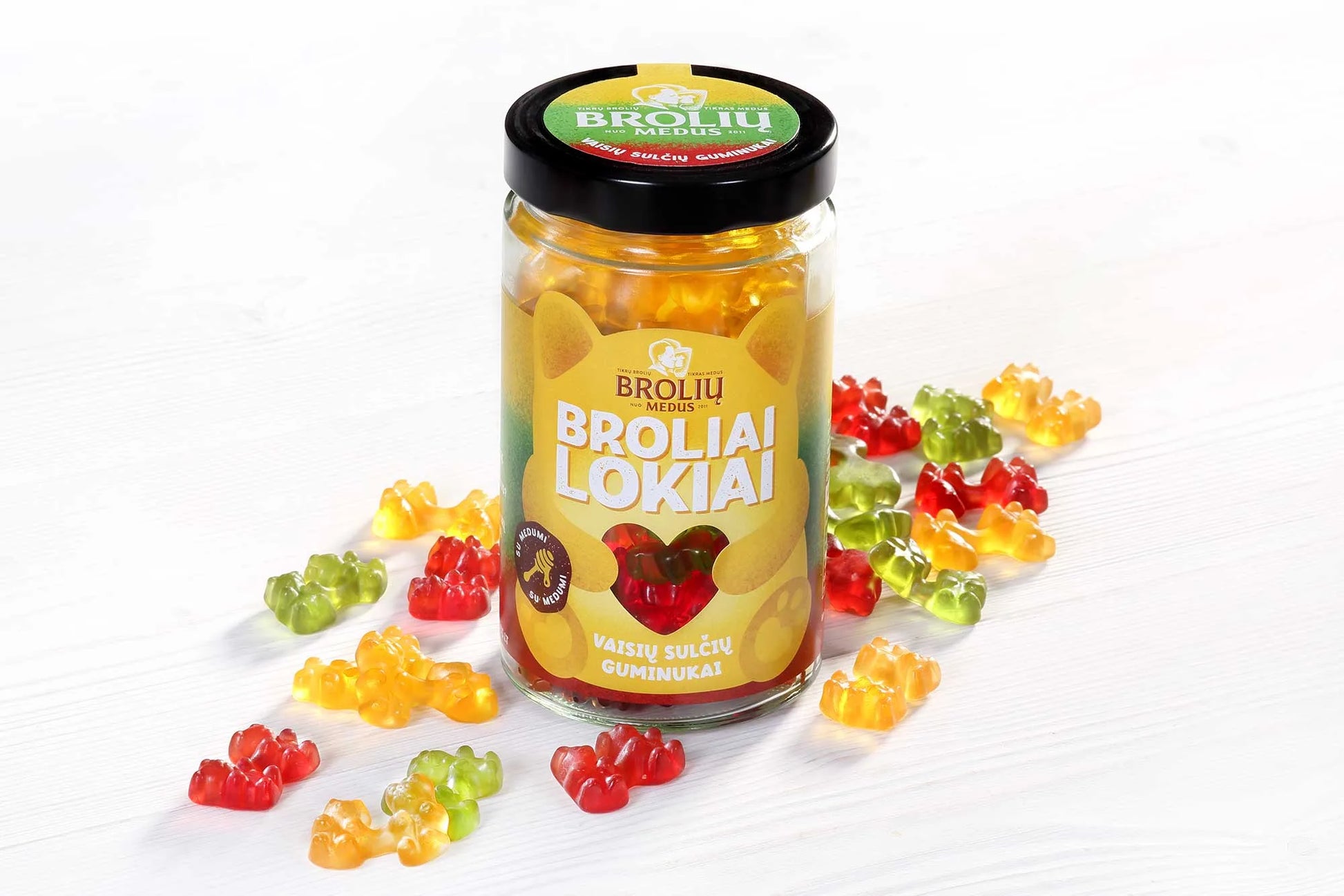 Pasiflorų, obuolių ir aviečių skonio guminukų „Brolių lokių“ miksas  500g