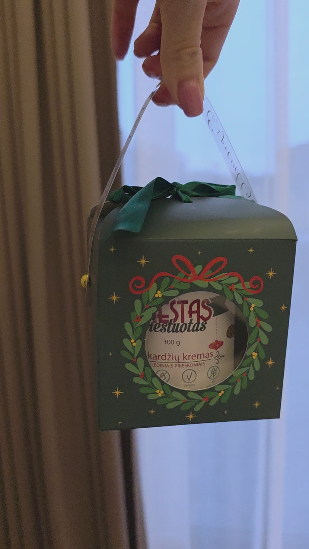 Šventinė dovanų dėžutė